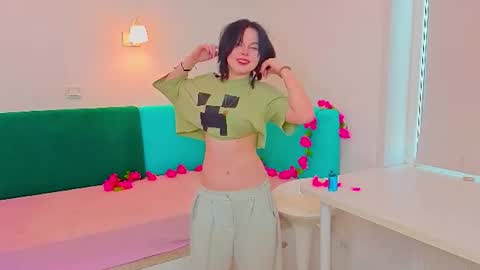 Hinata online show from August 10, 3:13 pm