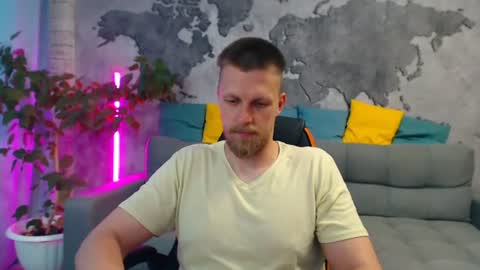 vikingchrisss online show from July 11, 11:27 am