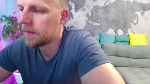 vikingchrisss online show from July 22, 10:50 am