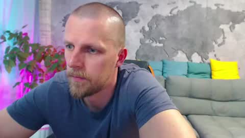 vikingchrisss online show from July 22, 1:02 pm