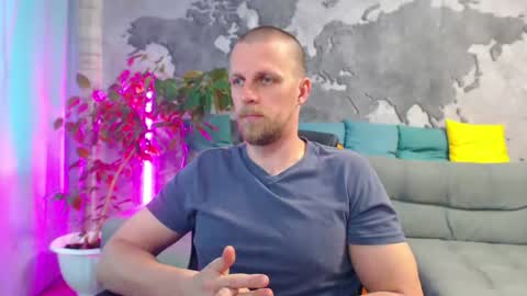 vikingchrisss online show from July 24, 11:02 am