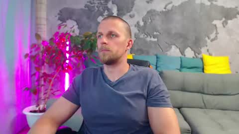 vikingchrisss online show from July 24, 12:08 pm