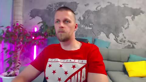 vikingchrisss online show from August 11, 11:56 am