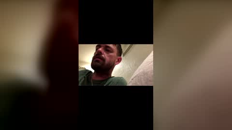 Vikinyourpuss online show from May 26, 8:26 am