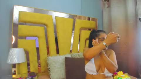 vikiTomson online show from August 10, 2:29 pm