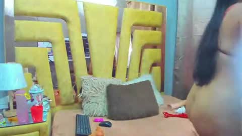vikiTomson online show from August 11, 7:16 pm