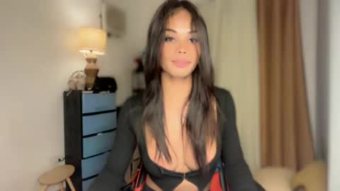 vikkylustfull online show from August 1, 10:05 pm