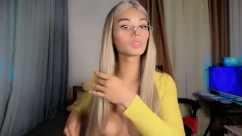 vikkylustfull online show from August 9, 2:29 pm