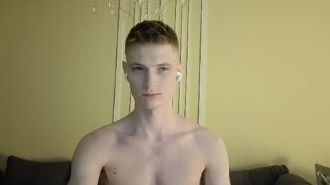 Max online show from July 19, 5:48 pm
