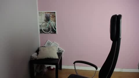 viktoria_lovely online show from July 6, 6:16 am