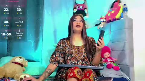 vikyqueen online show from August 12, 4:15 am
