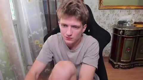 Dimoooooon online show from August 12, 2:19 pm