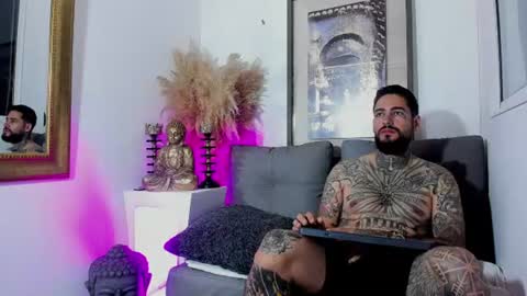 Vincent Sartori online show from August 11, 4:31 pm