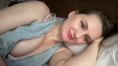 Funny  girl online show from August 9, 3:18 am
