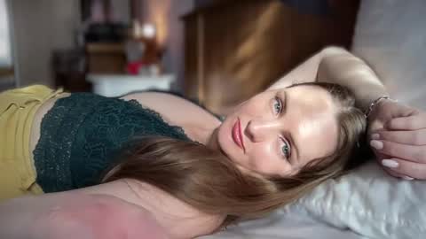 Funny  girl online show from August 11, 5:20 am
