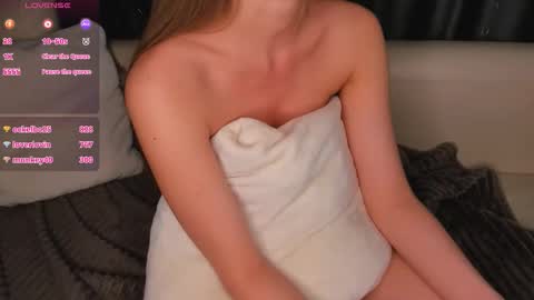 violafooxx online show from March 9, 12:34 pm