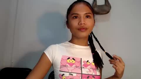 kate 3 online show from June 7, 9:42 pm