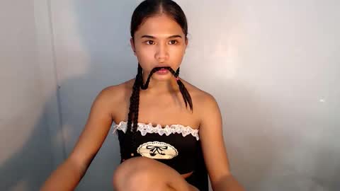 kate 3 online show from June 8, 8:26 pm