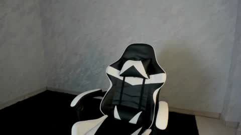 Viola online show from July 12, 6:36 pm