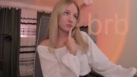 violamore online show from July 30, 12:01 pm