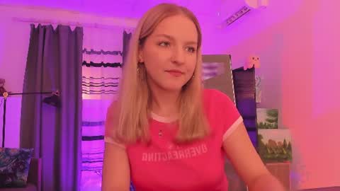 violamore online show from August 4, 8:33 am