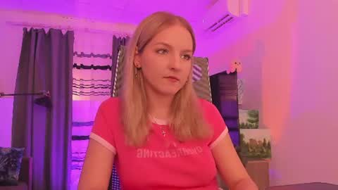 violamore online show from August 4, 9:39 am
