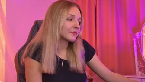 violamore online show from August 11, 1:13 pm