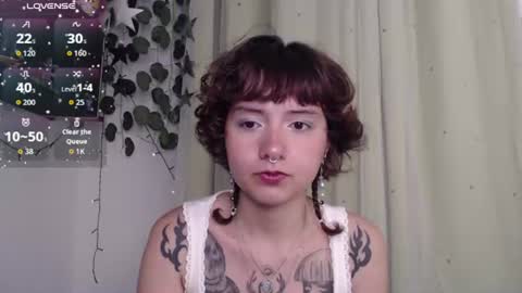 Violet online show from June 21, 9:32 am