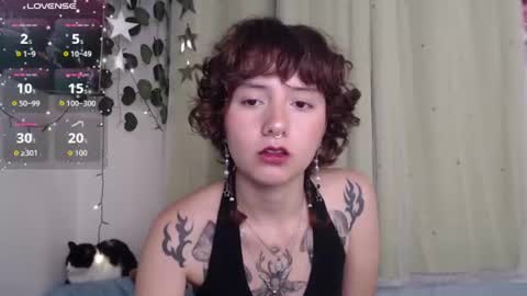 Violet online show from July 3, 8:49 am
