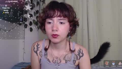 Violet online show from July 5, 7:44 am