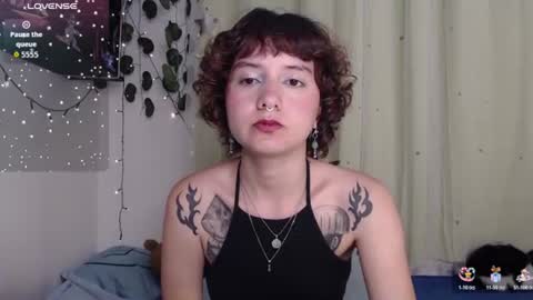 Violet online show from August 9, 8:37 am