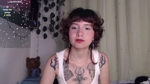 Violet online show from August 15, 8:40 am