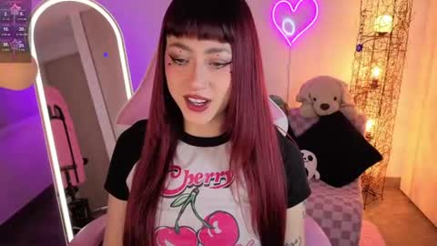 violet online show from July 29, 6:59 pm
