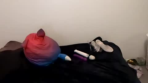 Violet Kitty online show from August 26, 5:47 am