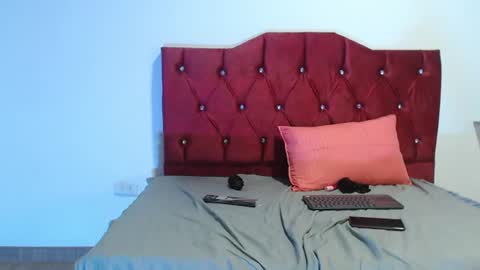 violet_ocean online show from August 7, 6:08 pm