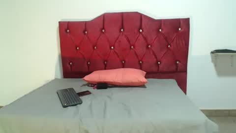 violet_ocean online show from August 10, 1:12 pm