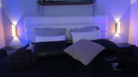 violet_sp online show from August 10, 3:24 pm