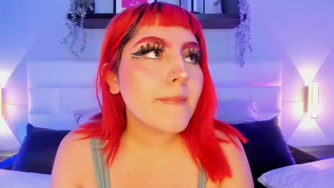 violet_sp online show from August 12, 4:42 pm