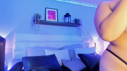violet_sp online show from August 13, 5:49 pm