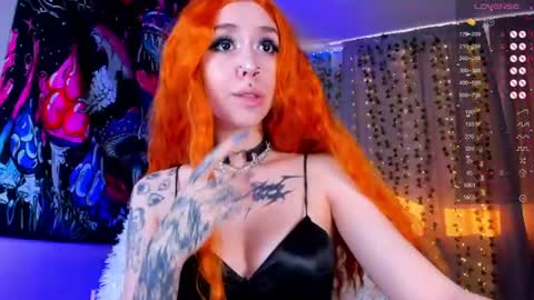violet_walker7 online show from August 8, 4:56 am