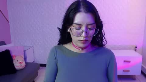 Violet online show from August 6, 10:42 pm