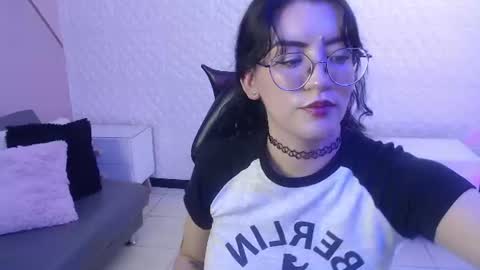 Violet online show from August 14, 10:02 pm