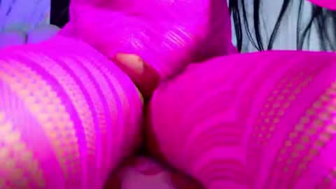 violeta london online show from August 5, 11:52 am