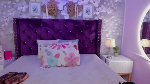 violeta_medina online show from August 16, 3:21 am