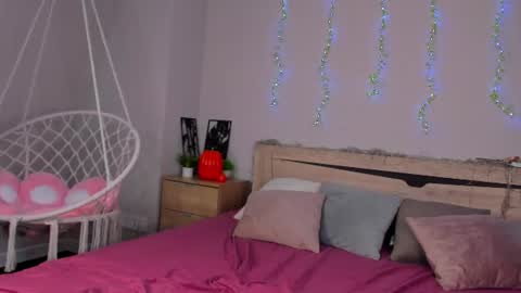 Violeta online show from August 4, 10:23 am