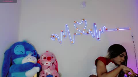 violeta_r_01 online show from June 9, 6:31 am