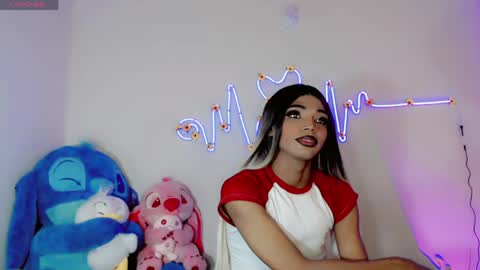 violeta_r_01 online show from June 9, 8:42 am