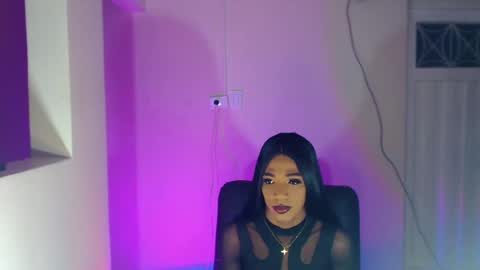 violeta_r_01 online show from June 21, 4:46 am