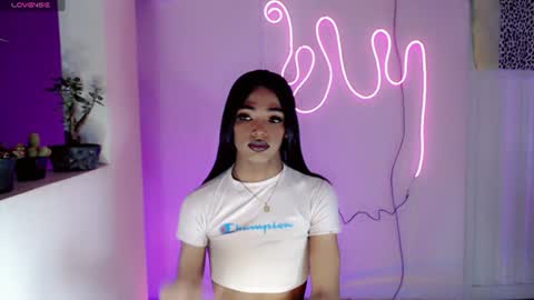 violeta_r_01 online show from July 21, 4:27 am