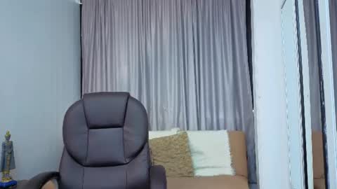 violeta_tepes online show from August 7, 9:59 pm